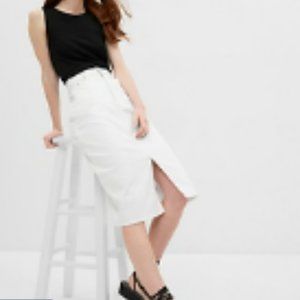 Gap high-rise a-line white/cream denim skirt